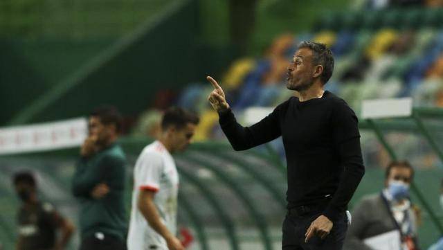  内多耶舍娃新秀崛起，瓜达拉哈拉站青春风暴夺冠