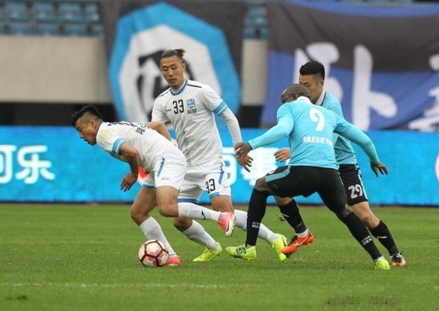  保级关键战役，弱旅爆冷逼平强敌