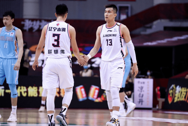  辽宁男篮加时险胜广东斩获三连冠