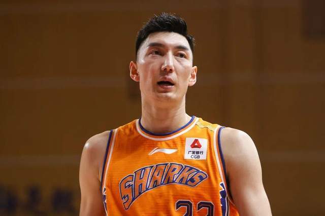  拉齐奥核心伤退，球队无奈吞下败仗  